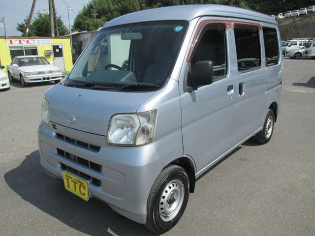 Daihatsu Hijet Cargo 3