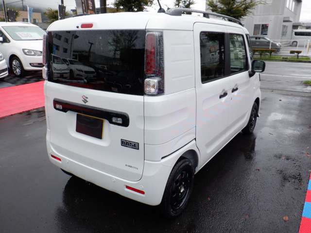 Suzuki Spacia Base 4
