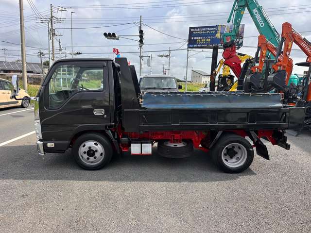Isuzu Elf 8