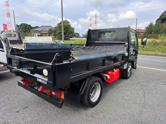 Isuzu Elf 10
