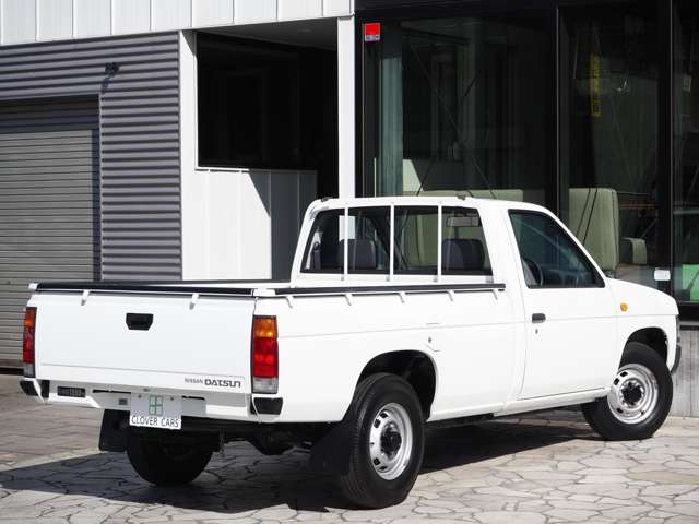 Nissan Datsun 11