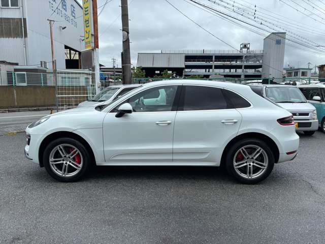Porsche Macan 7