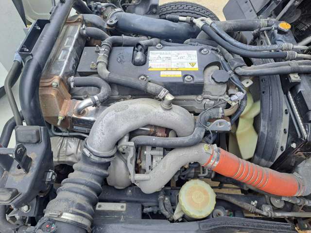 Isuzu Forward 11
