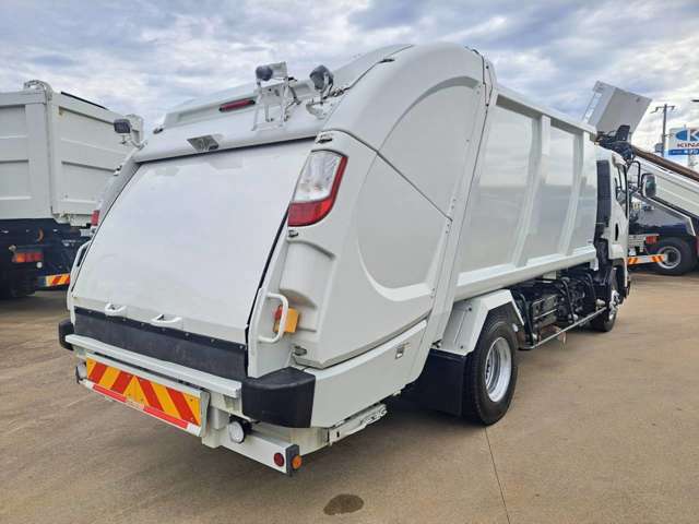 Isuzu Forward 6