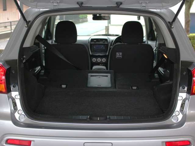 Mitsubishi RVR 11