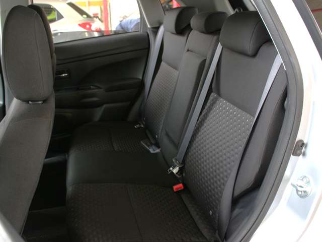 Mitsubishi RVR 10