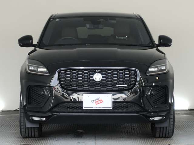 Jaguar E-Pace 5