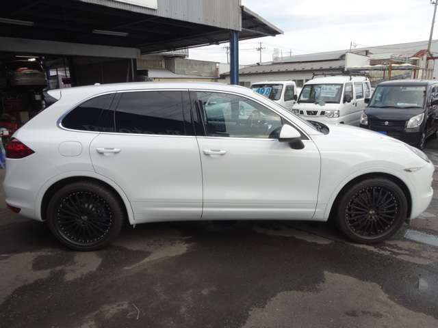 Porsche Cayenne 4