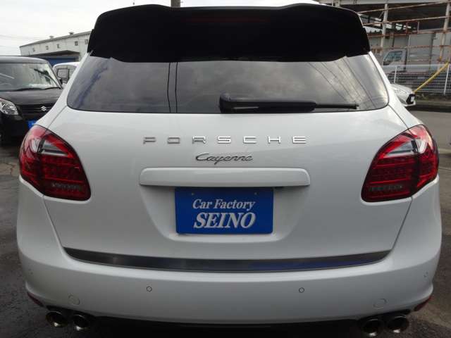 Porsche Cayenne 6