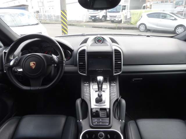 Porsche Cayenne 10