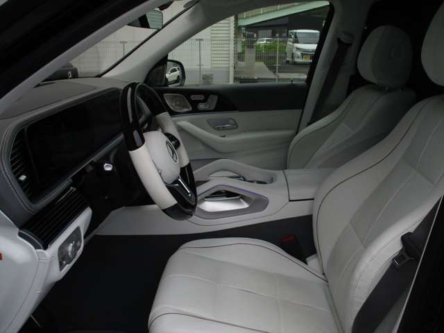 Mercedes-Benz GLS 12