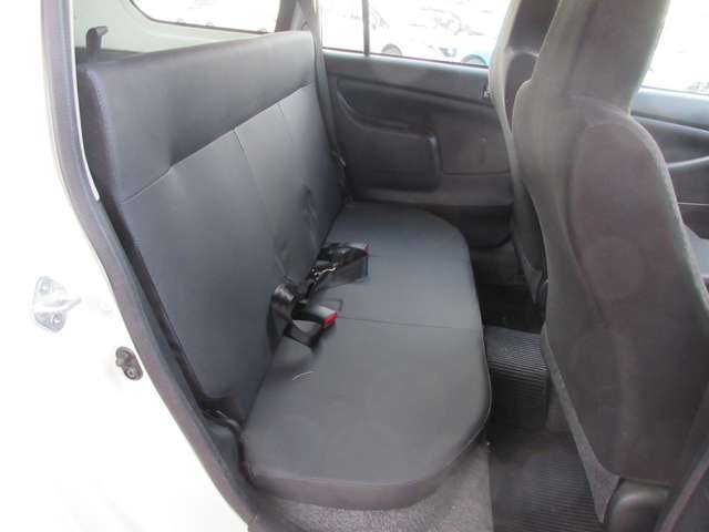 Toyota Probox Van 9