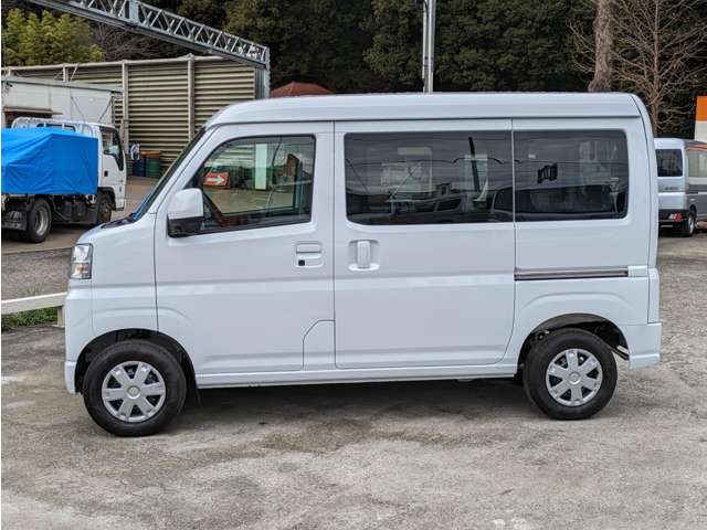 Daihatsu Hijet Cargo 11
