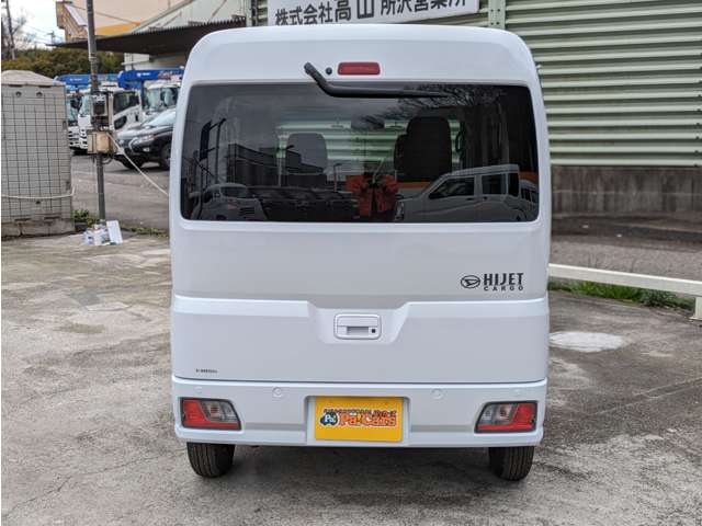 Daihatsu Hijet Cargo 9
