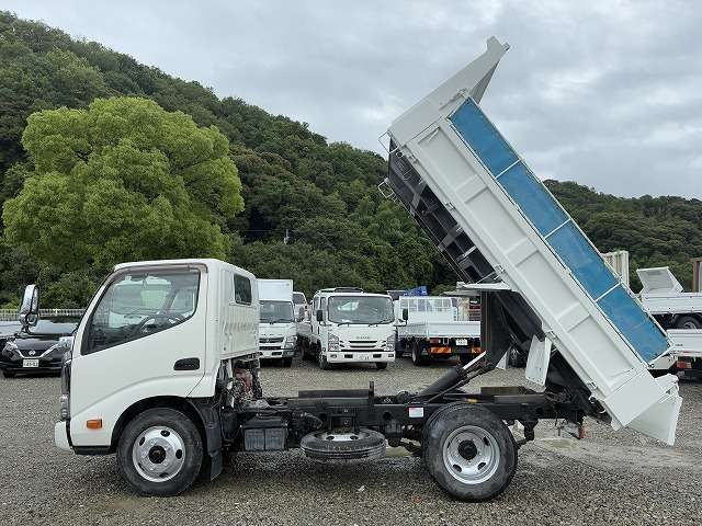 Toyota Toyoace 4
