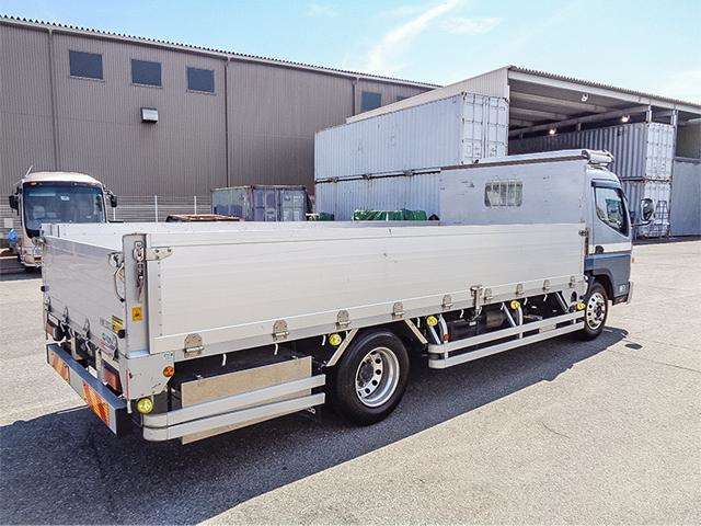 Mitsubishi Fuso Canter 4