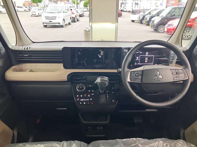 Mitsubishi Delica Mini 5