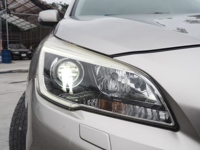 Subaru Legacy Outback 10