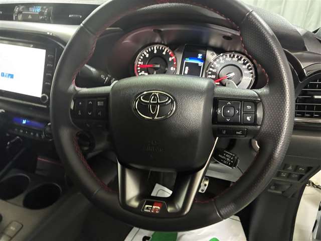 Toyota Hilux 12