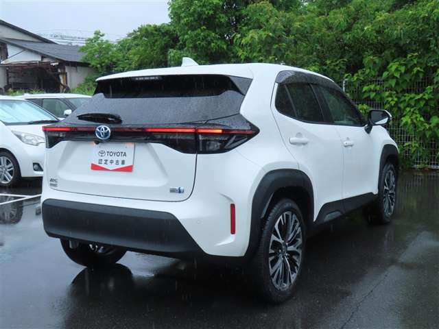 Toyota Yaris Cross 4