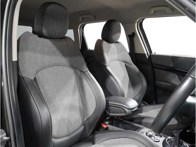 MINI Crossover 5