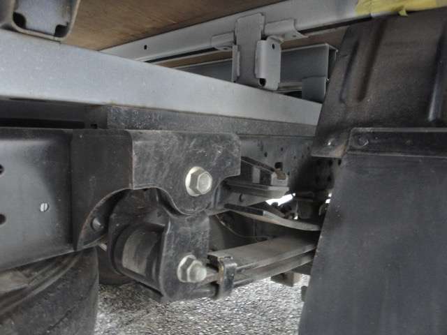 Hino Dutro 12