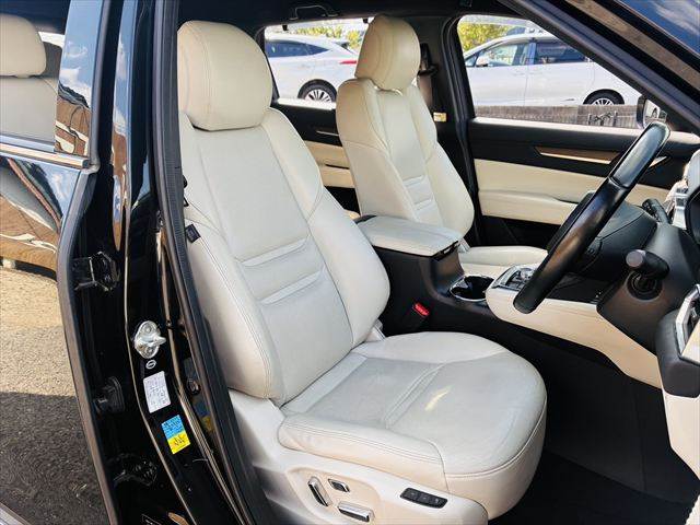 Mazda CX-8 9
