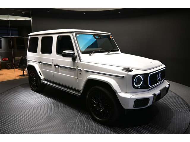 Mercedes-Benz G-Class 2