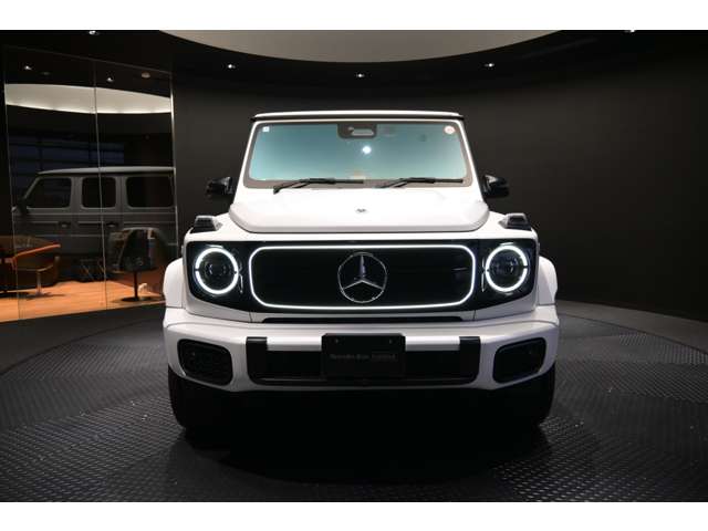 Mercedes-Benz G-Class 3