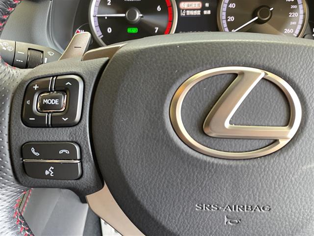 Lexus NX 6