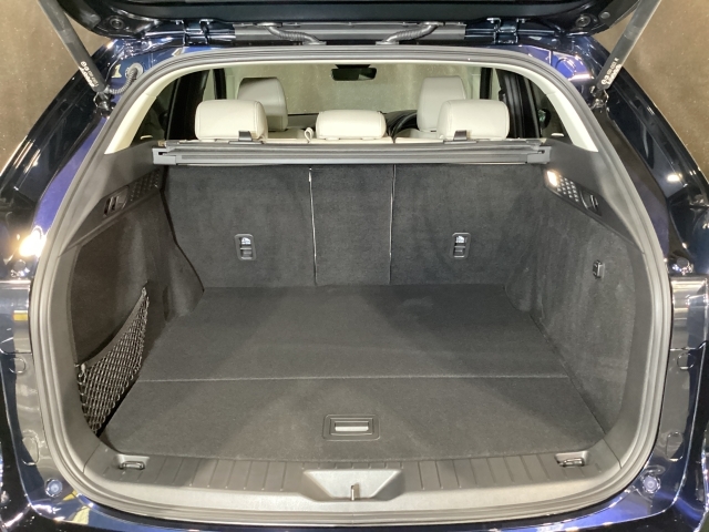 Mazda CX-60 11