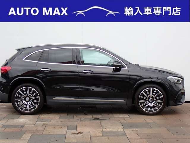 Mercedes-Benz GLA-Class 9