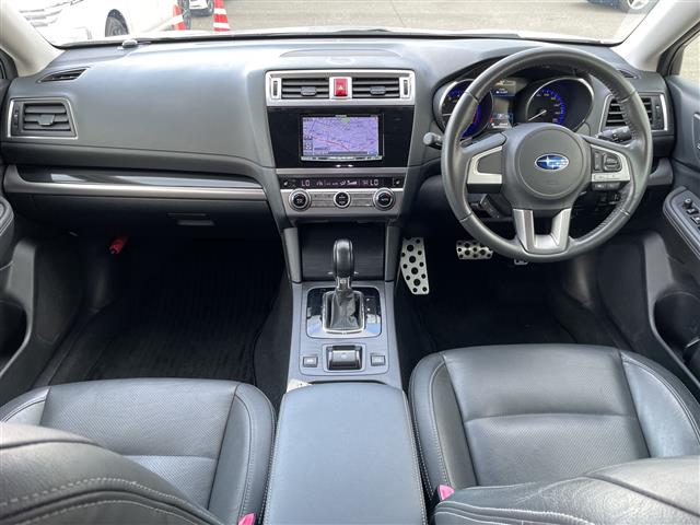 Subaru Legacy Outback 7
