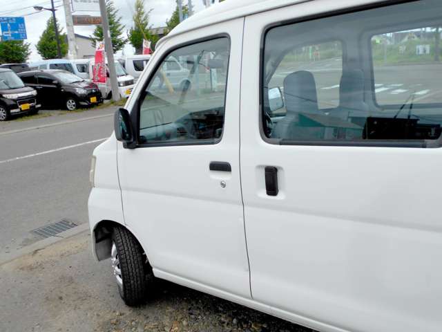 Daihatsu Hijet Cargo 8