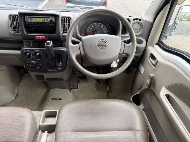 Nissan NV100 Clipper 11