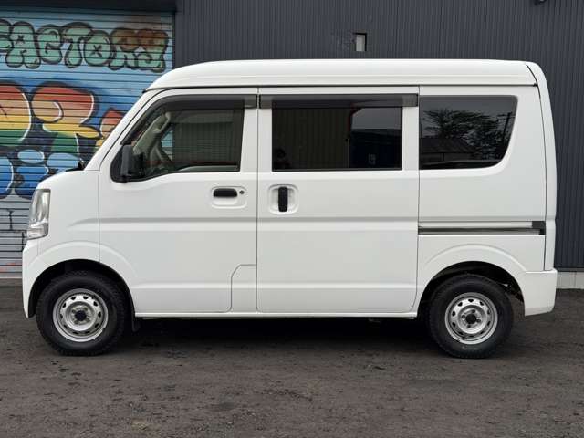 Nissan NV100 Clipper 5
