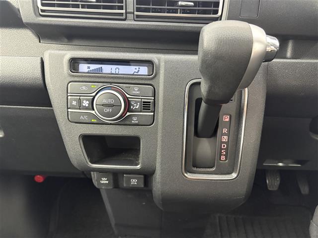 Daihatsu Atrai 12