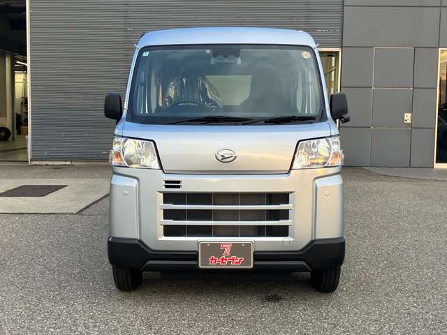 Daihatsu Hijet Cargo 7