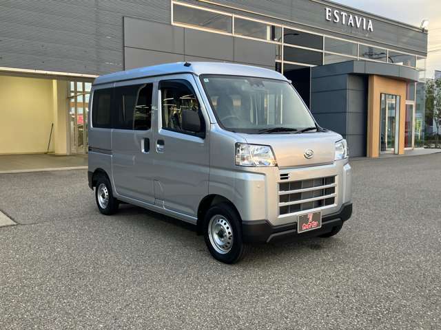 Daihatsu Hijet Cargo 8