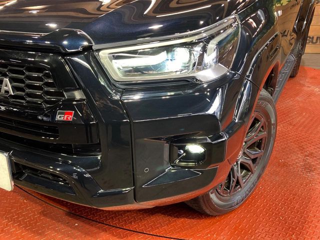 Toyota Hilux 12