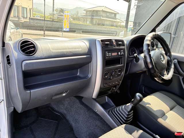 Suzuki Jimny 11