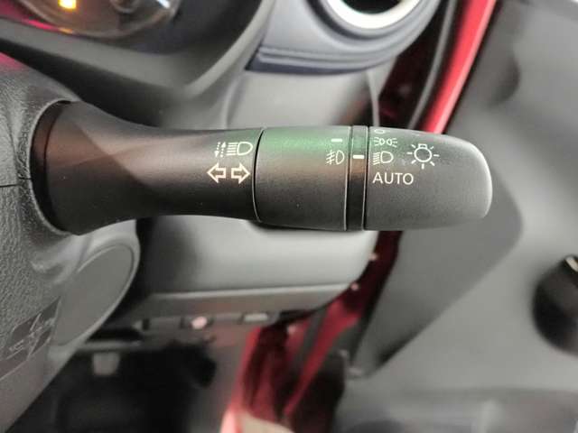 Mitsubishi eK X 9