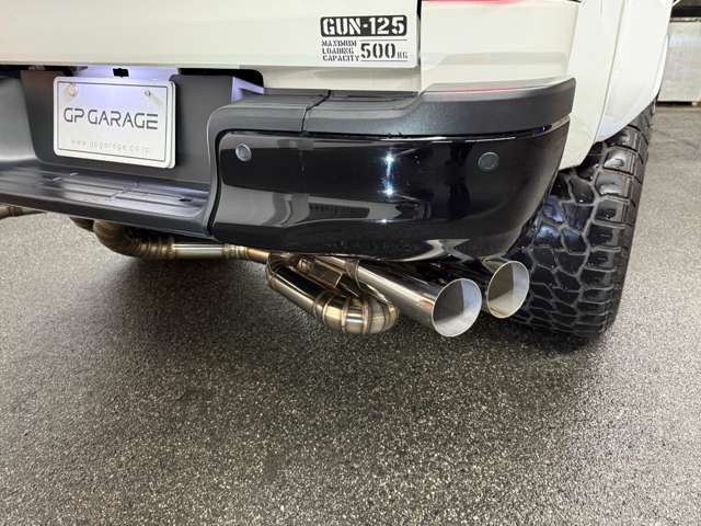 Toyota Hilux 10