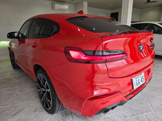 BMW X4 M 12