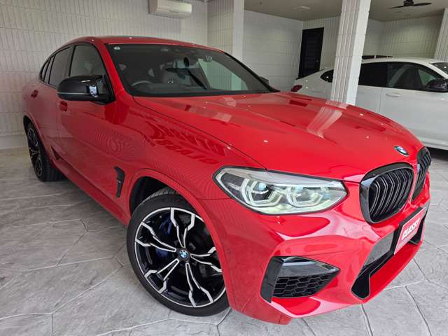 BMW X4 M 8