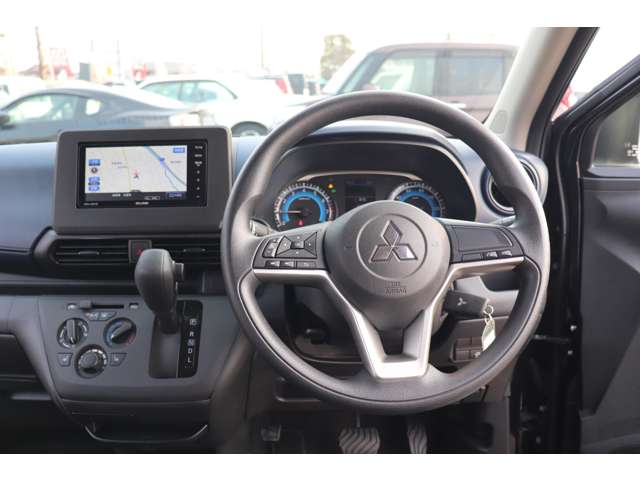 Mitsubishi eK X 3
