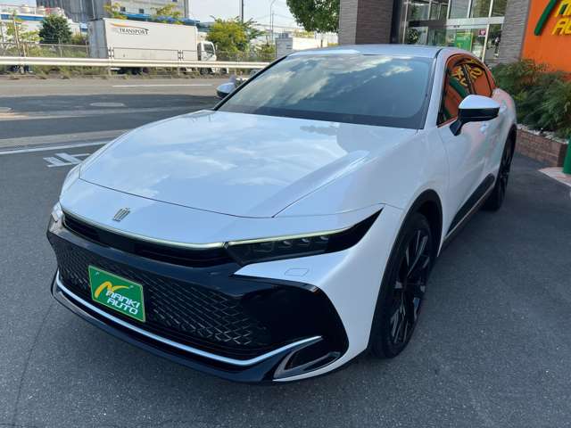 Toyota Crown Crossover 4