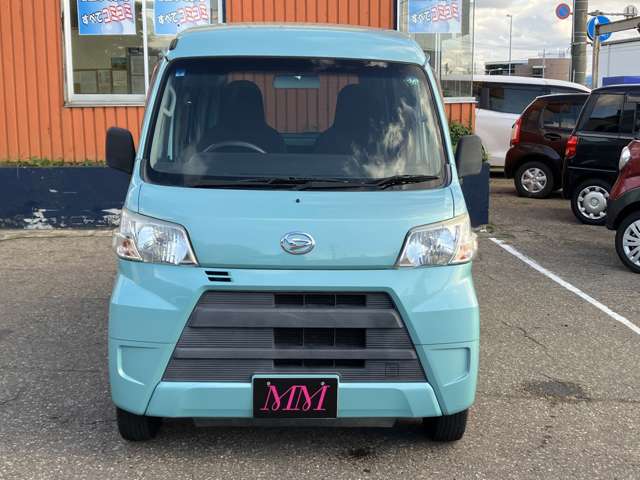 Daihatsu Hijet Cargo 2