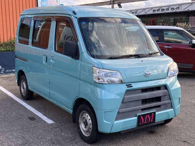 Daihatsu Hijet Cargo 3