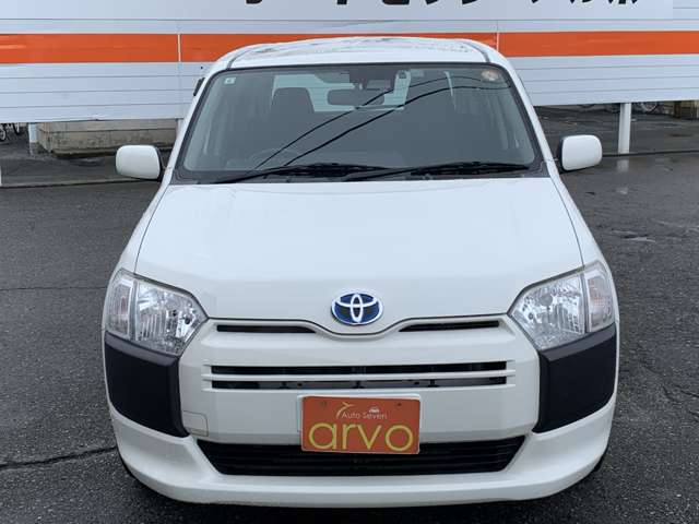 Toyota Succeed Van 2